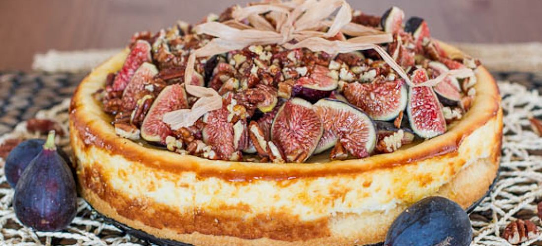 fig-cheesecake-with-pecans-and-honey-1